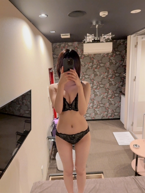 みさ【アイドルのようなルックス】4